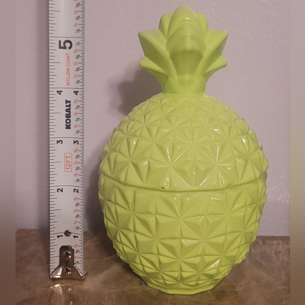 Lime Green Pineapple-Shaped Glass Container/ Trinket Dish - Picture 9 of 9